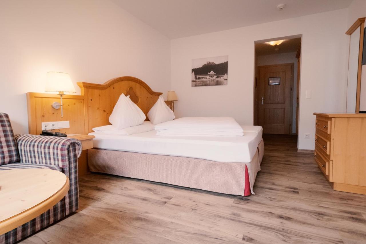 Landhotel Schuetzenhof Фушл ам Зее Екстериор снимка