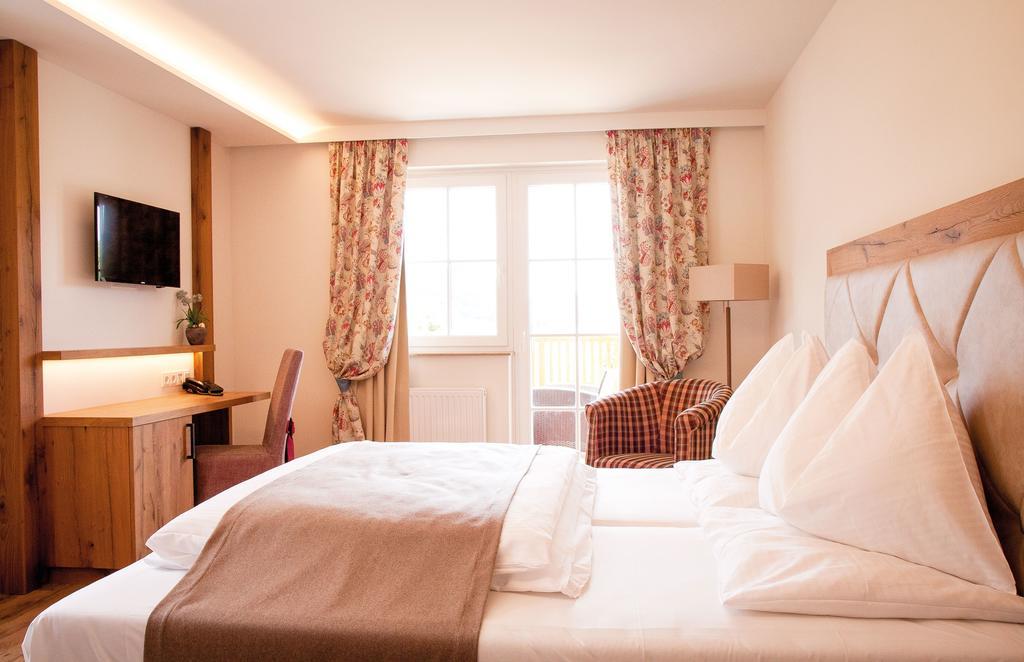 Landhotel Schuetzenhof Фушл ам Зее Екстериор снимка